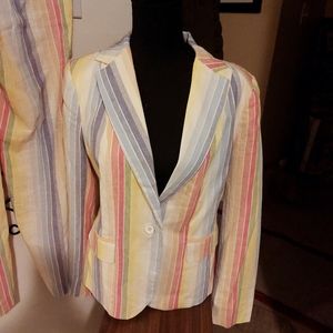 Women's  pant suit